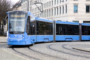 Die Stadtwerke München (SWM) und ihre Tochter Münchner Verkehrsgesellschaft (MVG) haben bei Siemens 22 weitere Straßenbahnen vom Typ Avenio im Wert von 70 Millionen Euro bestellt. Gebaut werden die Straßenbahnen im Siemens-Werk in Wien. Copyright: Siemens AG